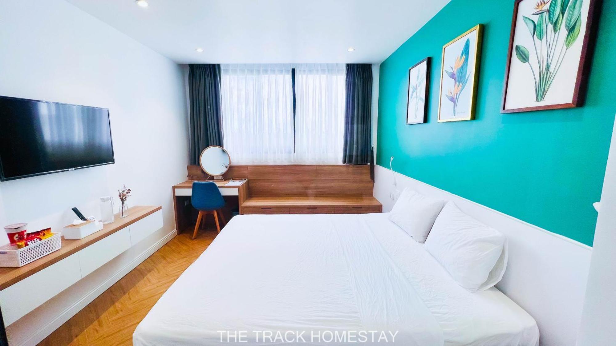 The Track Homestay - Near Bai Dai Beach Cam Lam Exterior photo